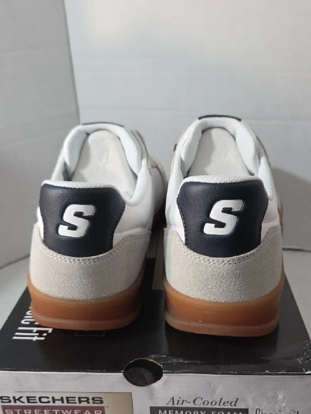 Skechers Sz 11 Men's White, Light Gray & Gum Court-Style Sneakers